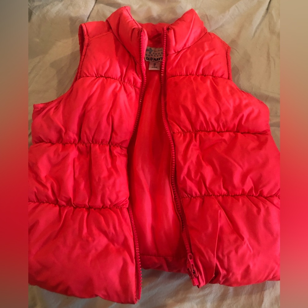 Old Navy Little Girls Puffer Vest